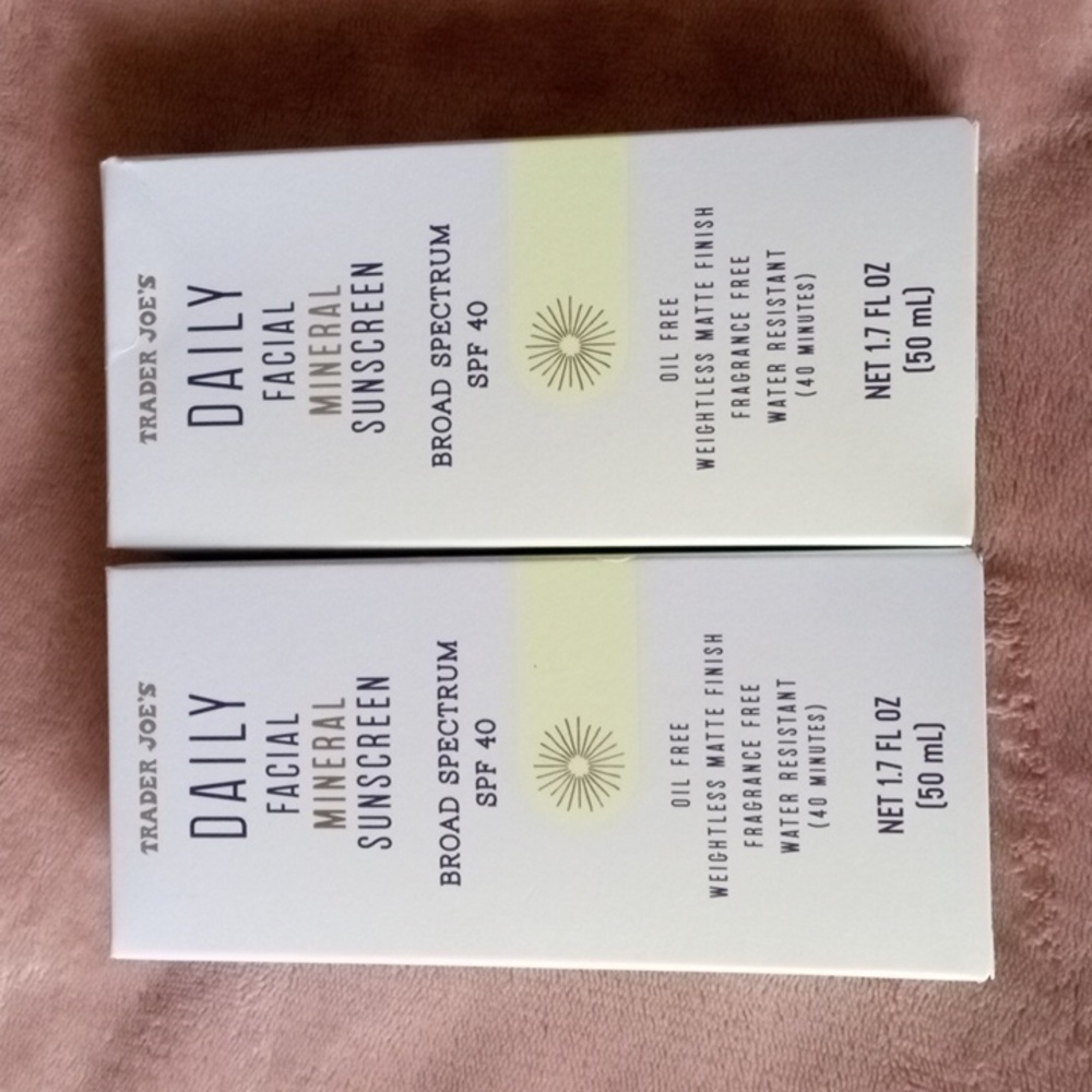 2 Tube Bundle Trader Joe's Daily Facial Mineral Sunscreen SPF 40 NEW